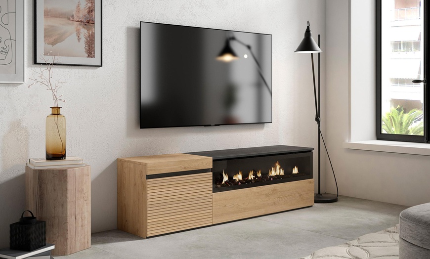 Image 17: Mobile TV con opzione a camino elettrico