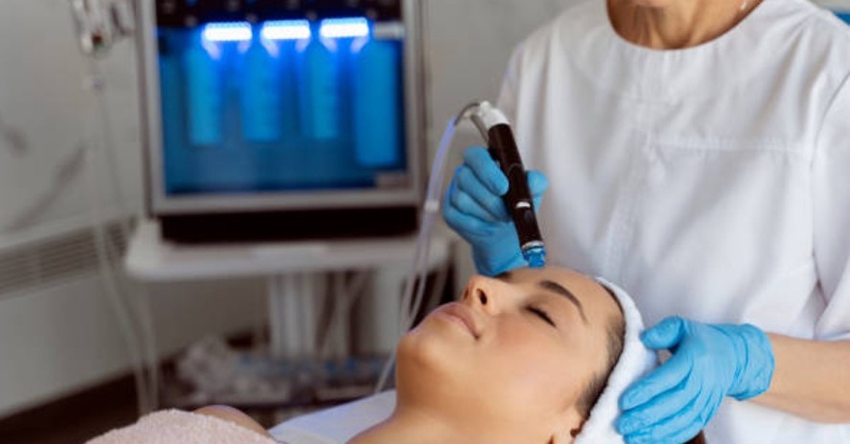 Limpieza facial e hidrolimpieza en Valencia