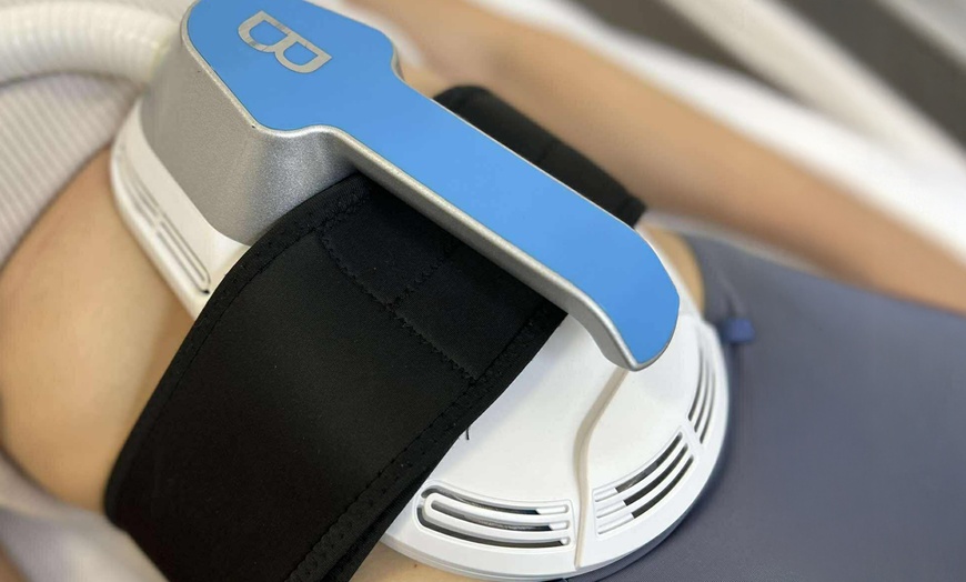 Image 4: Odkryj moc EMS Sculpt – 1, 3 lub 6 zabiegów dla wymarzonej sylwetki