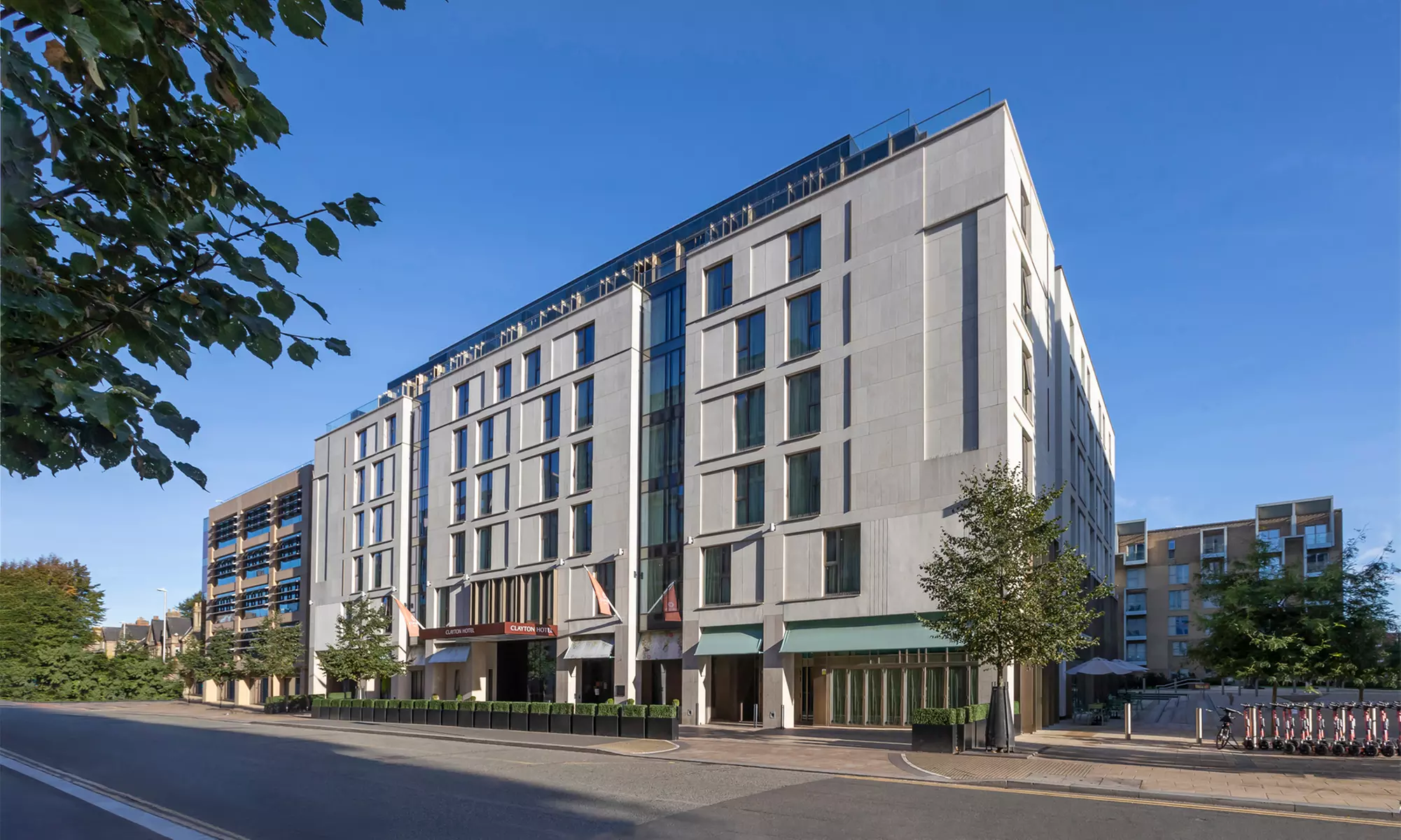 Cambridgeshire: Deluxe Double Room or Executive King Room w/ Breakfast