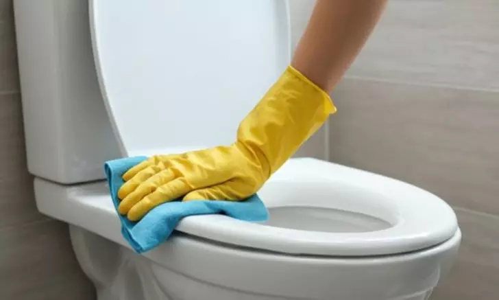 1 or 2 Hours of House Cleaning with One or Two Cleaners