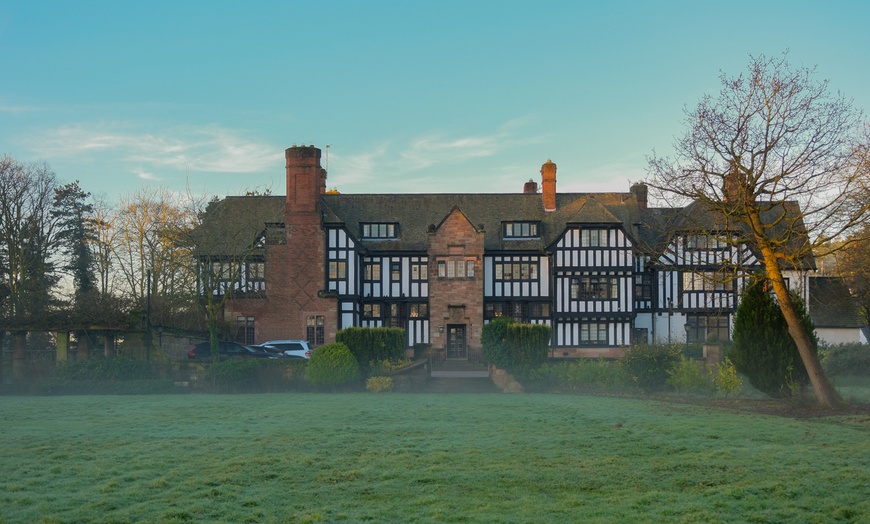 Image 17: Cheshire Countryside: 4* Stay for 2 with Breakfast & Dinner