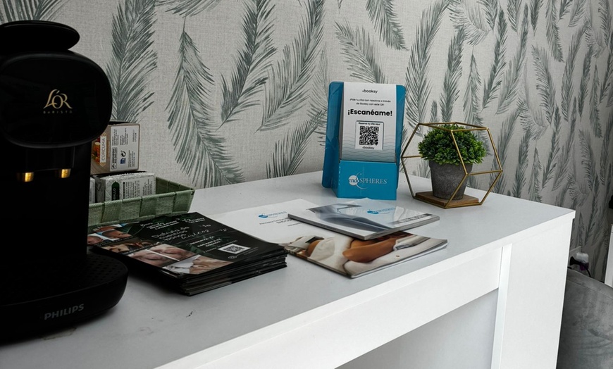 Image 4: Lifting de pestañas con opción de tinte y servicios de cejas para 1