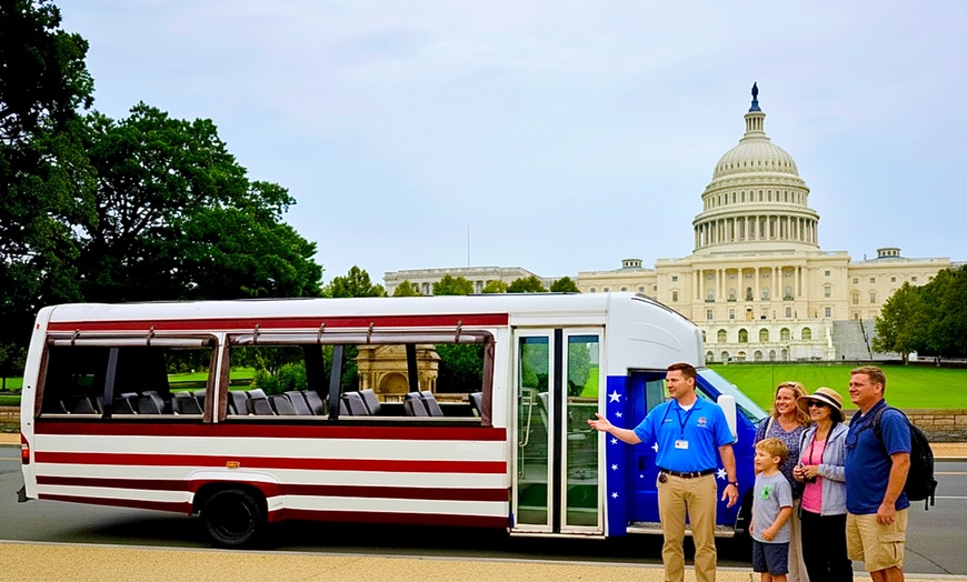 Image 1: 2 Hour Small Group Minibus Tour of Iconic D.C. Landmarks