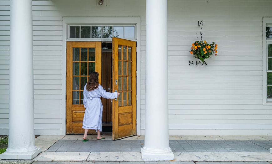 Image 7: Member-Only Deal: The Equinox Golf Resort & Spa