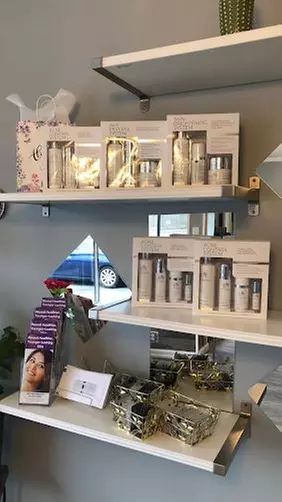 60 or 70-Minute Japanese Head Spa with Shoulder and Neck Massage