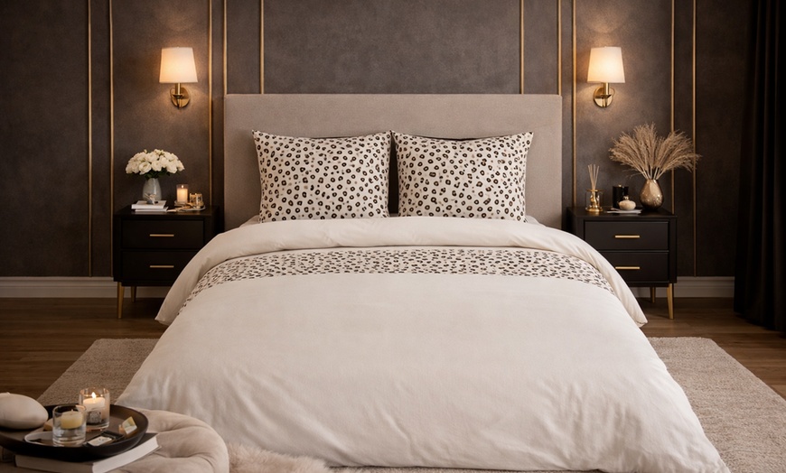 Image 3: Animal Print Bedding Sets