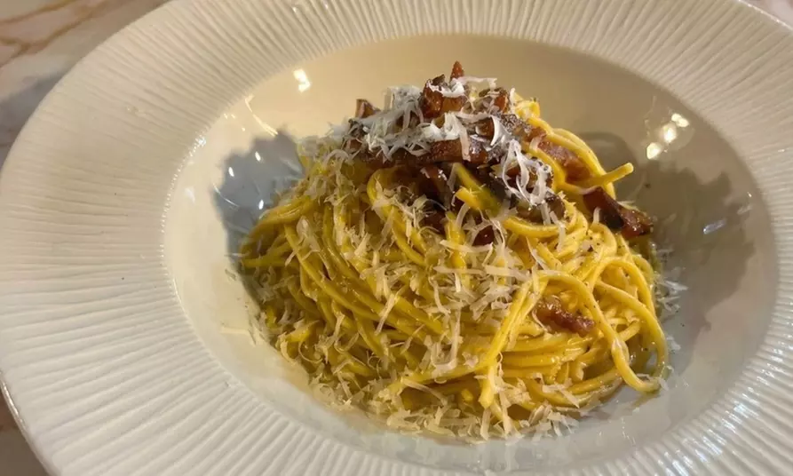 Menú de pasta italiana para 2 o 4 con entrante, postre y bebida