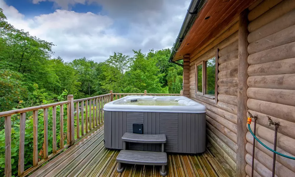 Portsonachan – 2-3 Nights for Up to 6 with Optional Hot Tub & Sauna
