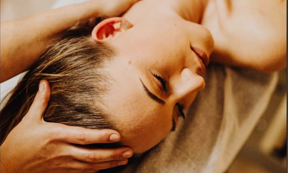 90- /120-Min Customized Massage w/ Hot Stones, Aromatherapy & Cupping