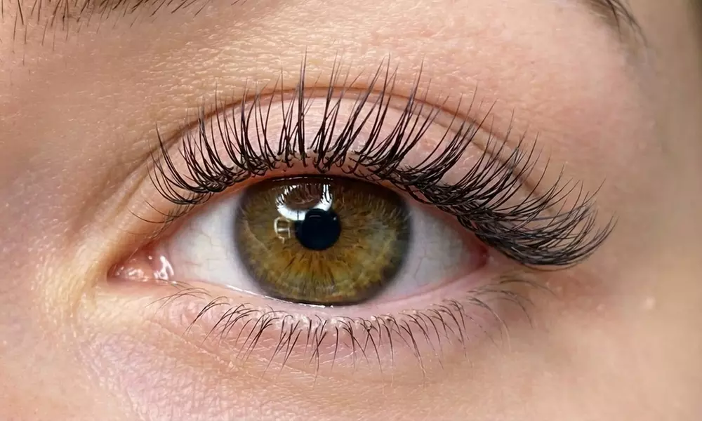 Extensiones de pestañas soft, volumen ruso, clásicas o lifting