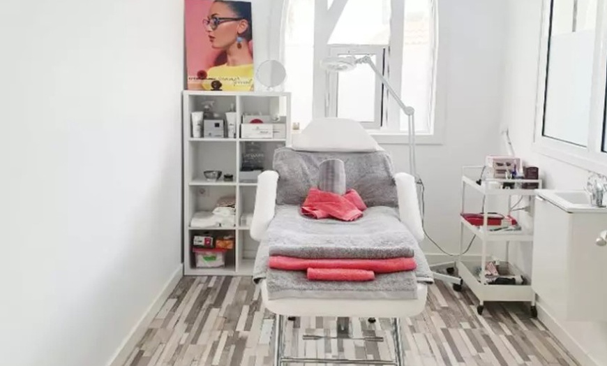 Image 3: Masaje corporal 30, 40 minutos o ritual árabe con aromas 60 minutos
