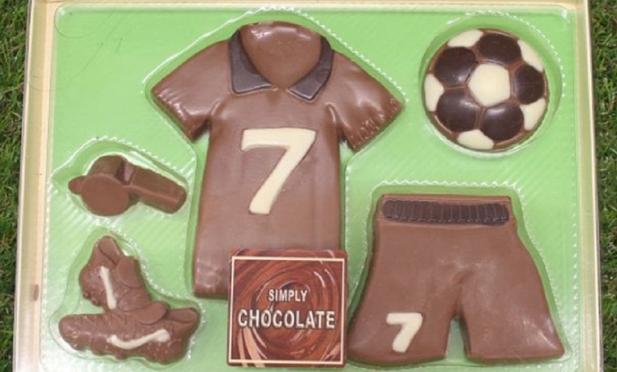 Image 6: Milk Chocolate Themed Shape Set