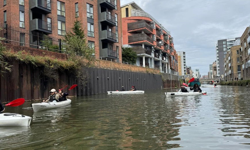 Image 3: Paddle Through London's History with 2 Hour Kayak Hire