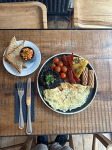 For 1 Person: Brunch with Tea or Coffee - M's Dining Room