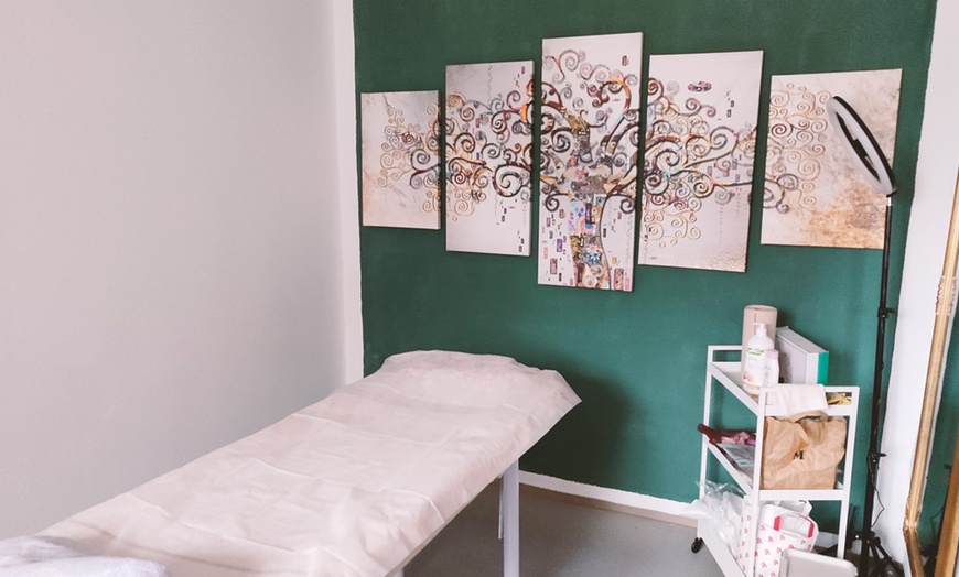 Image 2: Entspannende Massage (30-90 Min.) – bis zu 
50% sparen