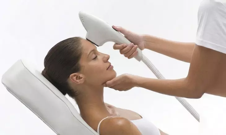 Luce una piel radiante con Fotorejuvenecimiento láser