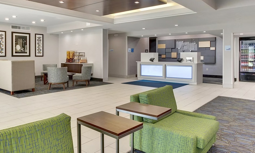 Image 2: Stay at Holiday Inn Express Fishkill–Mid Hudson Valley, NY