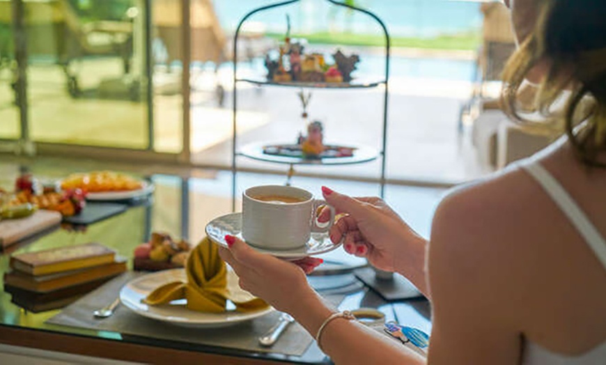 Image 4: Escapada relax: caja regalo para 2 con hotel a elegir y desayuno