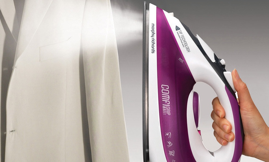 Image 3: Morphy Richards Comfigrip Iron