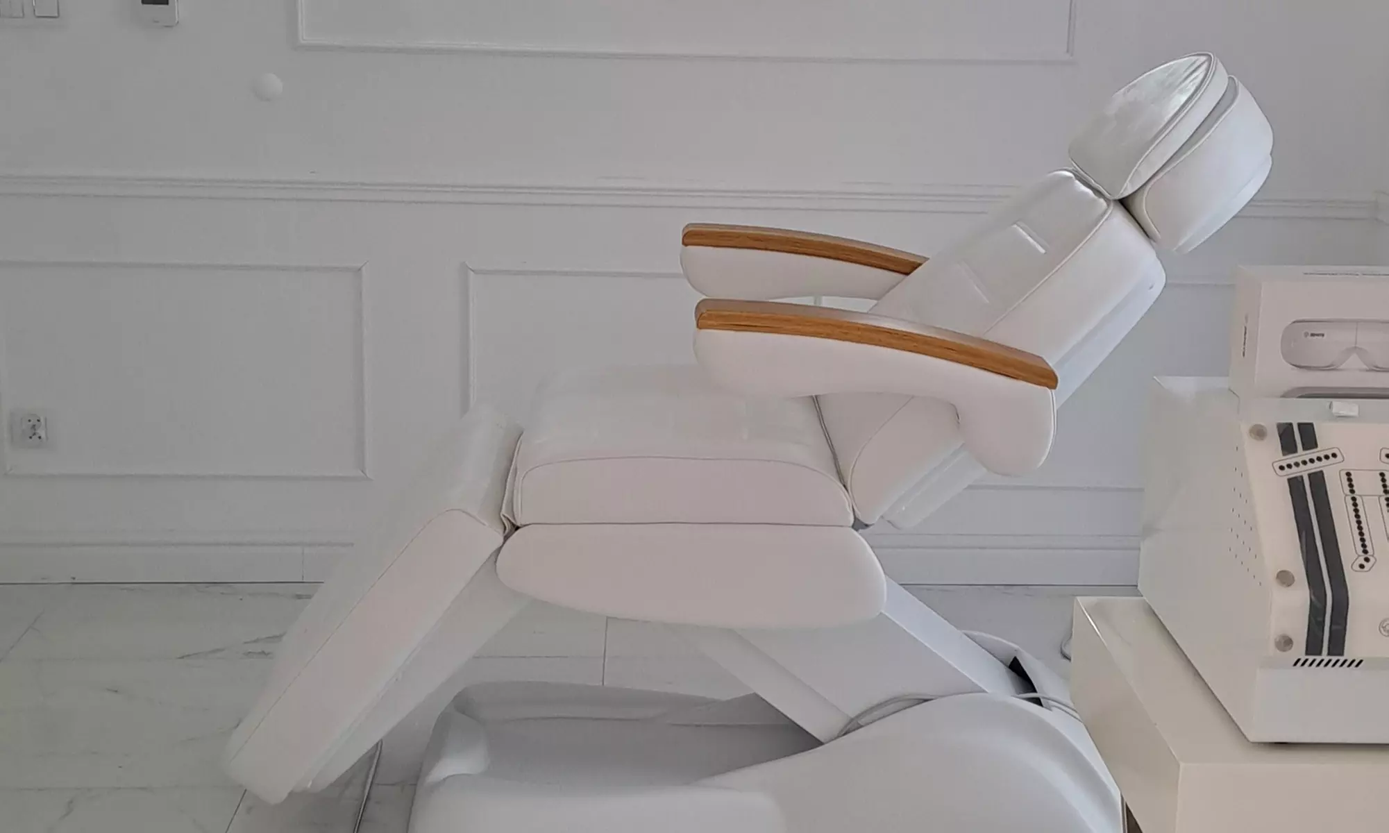 Masaże i zabiegi dla relaksu i regeneracji: masaż gorącymi kamieniami, bańką chińską, Day Spa i więcej - Image 4