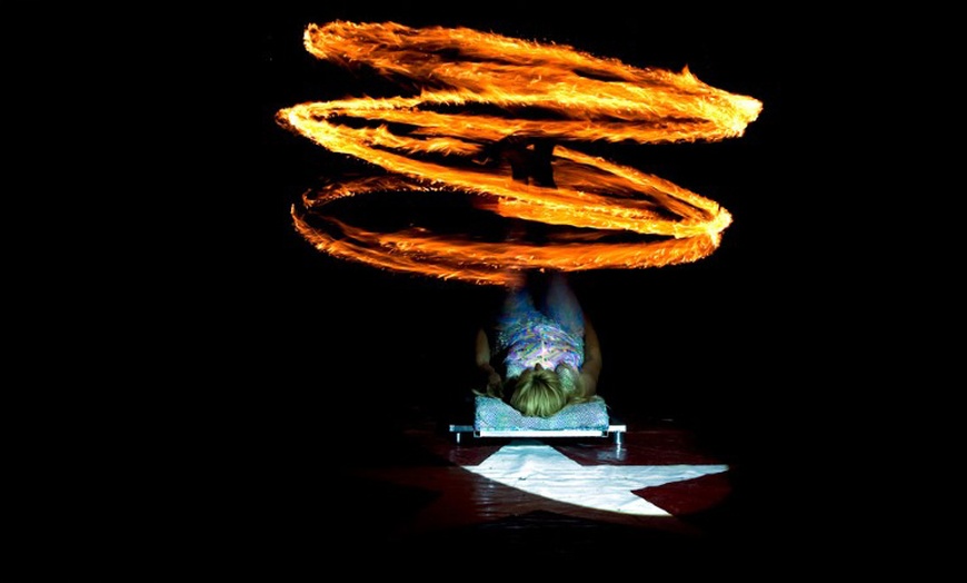 Image 7: Entrada a elegir para "Alpha Circus: El circo de la Navidad" en Madrid