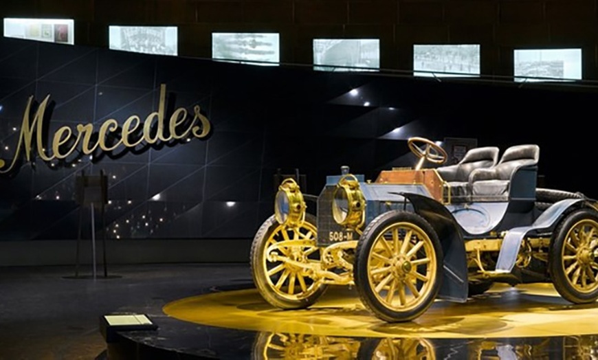 Image 5: Stuttgart: 1 Nacht + Frühstück u. Mercedes-Benz & Porsche Museum