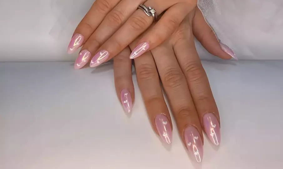 Up to 32% Off on Nail Salon - Manicure at Nail Me