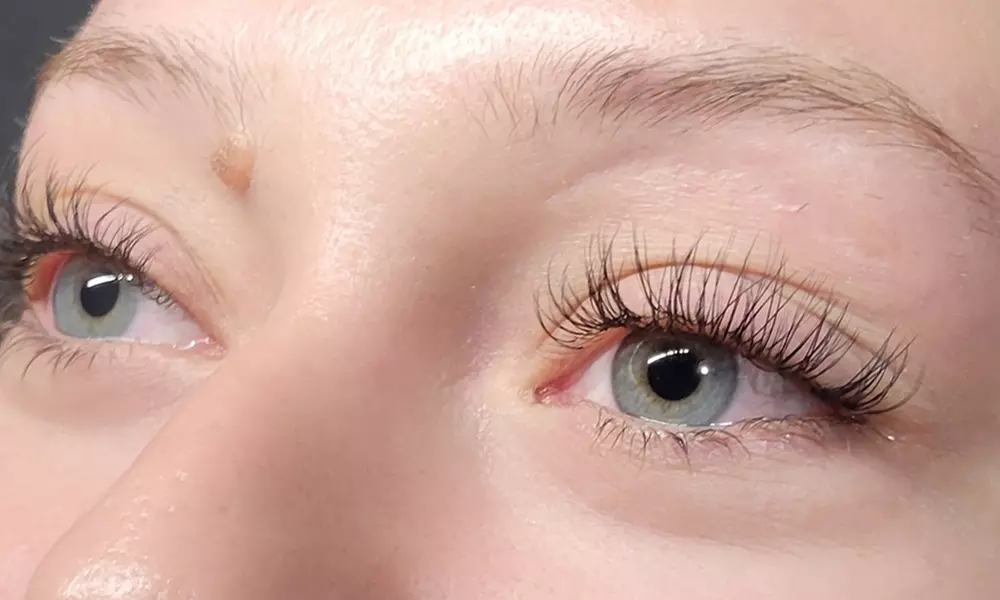 Enhance Your Look with Full Set of Classic or Light Volume Lashes