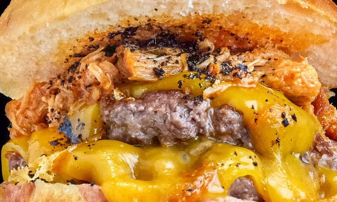 Menú de burgers a elegir con bebida, entrante y postre opcionales