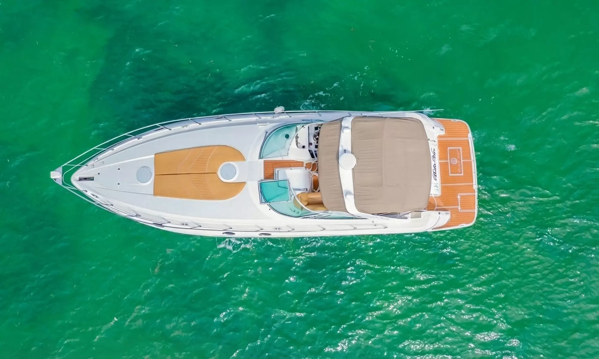 Luxury Yacht Cruise on Bella Vita 50' – Enjoy Miami's Waters