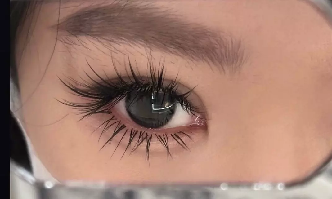 Enjoy a Full Set of Classic, Hybrid Eyelash Extensions or More