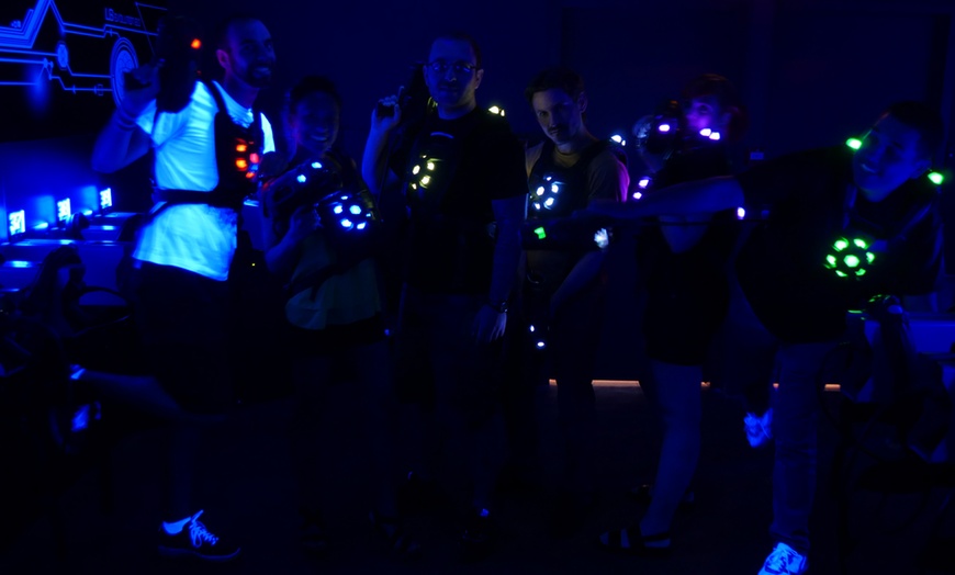 Image 2: Evolution Laser Tag Game