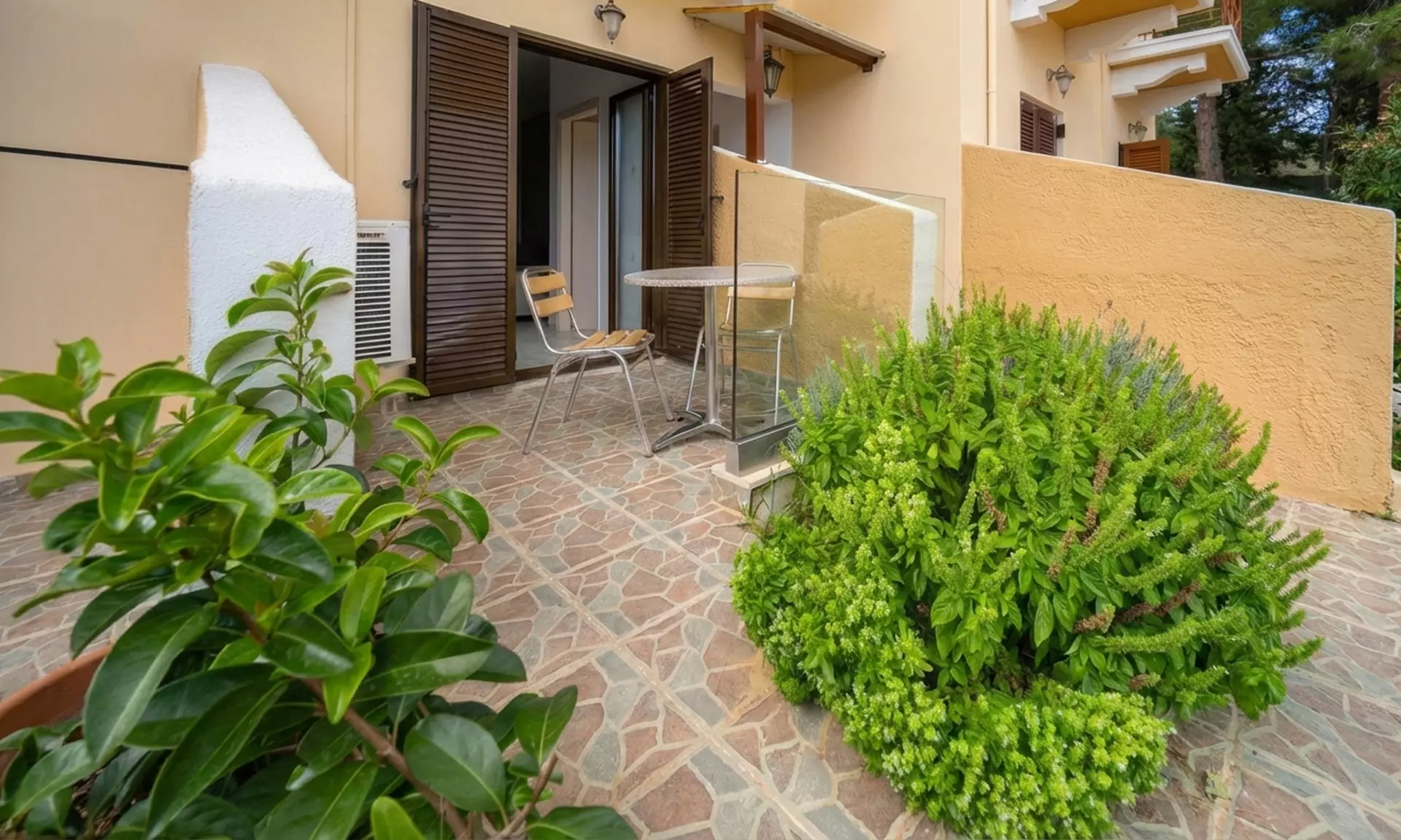 ✈ Cefalonia, Estate 2026: Volo diretto più 7 notti in hotel a rate