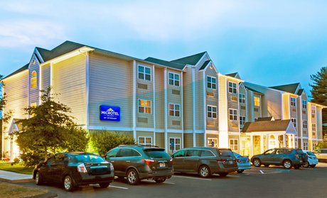 Comfortable Hotel in Coastal Maine