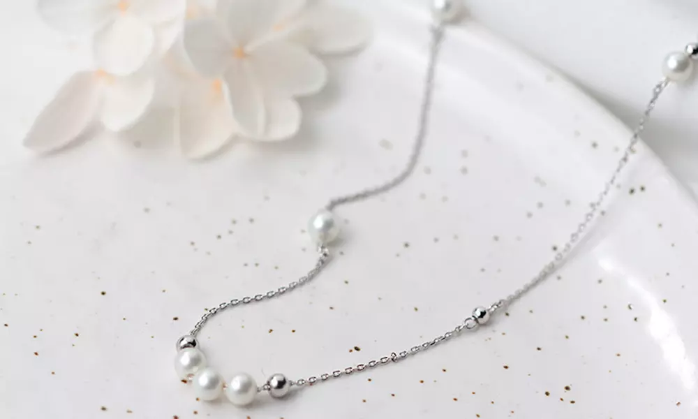 Collier ras de cou Van Amstel - Primary Image