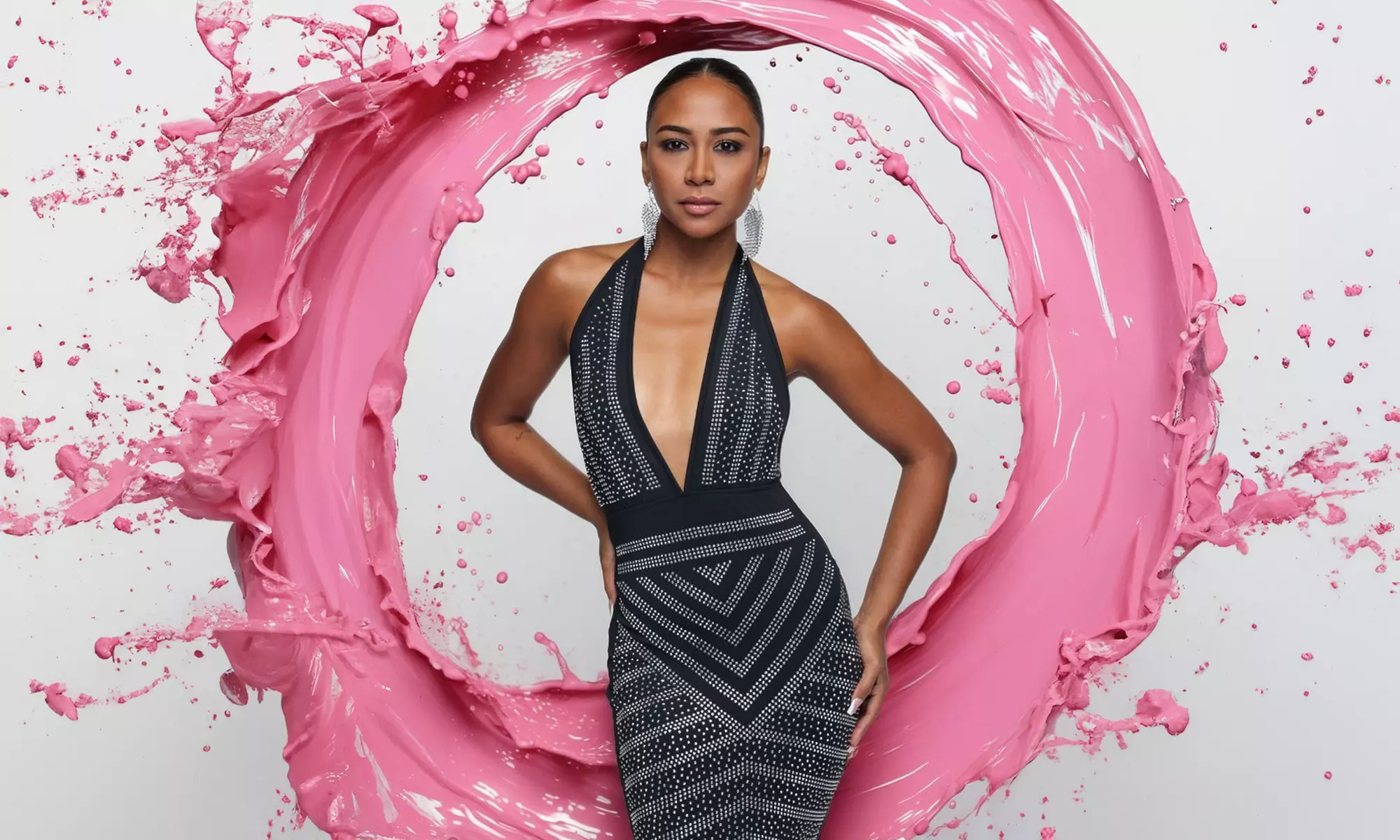 15-Min Paint Portrait Session with 1 Retouched High-Res Digital Image