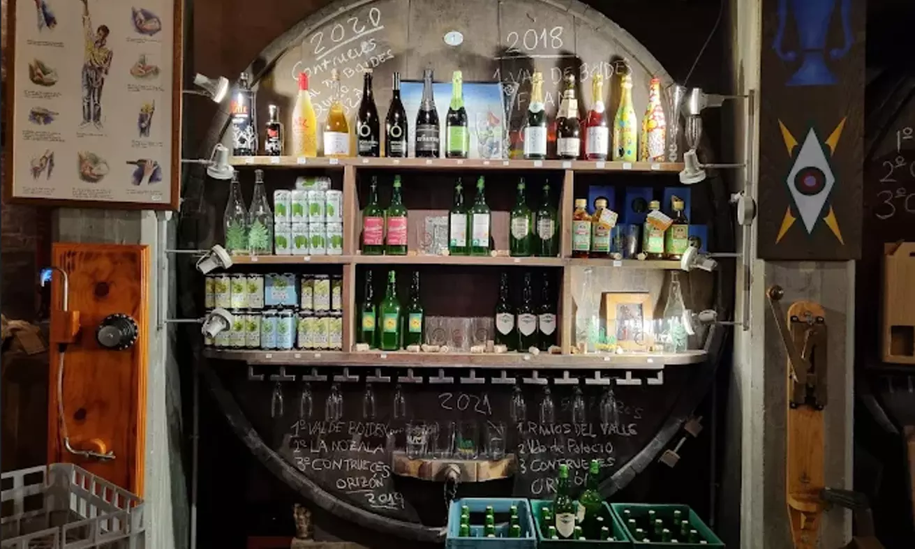 Visita al Museo de la Sidra y cata con aperitivos y pack regalo