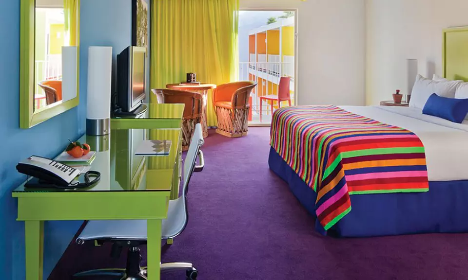 Vibrant Desert Escape Near Downtown Palm Springs