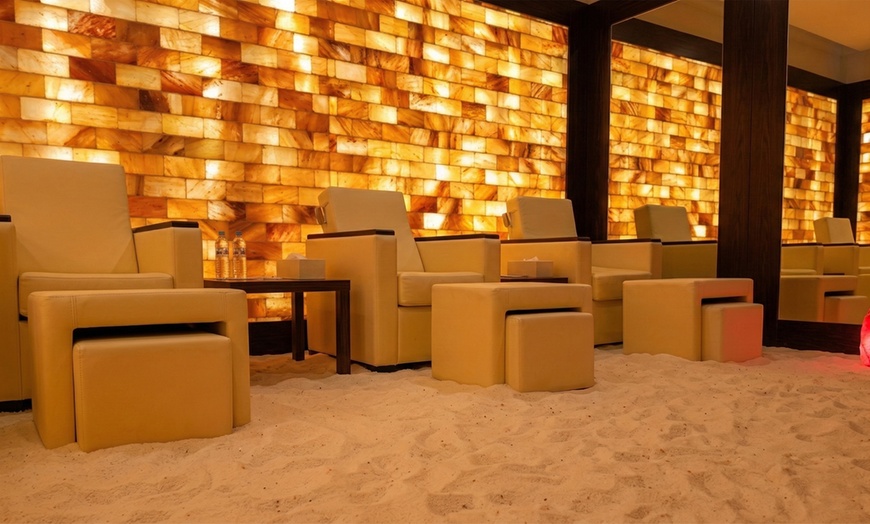 Image 2: Detox & Unwind: 60-Min Reflexology Experience for One or Two