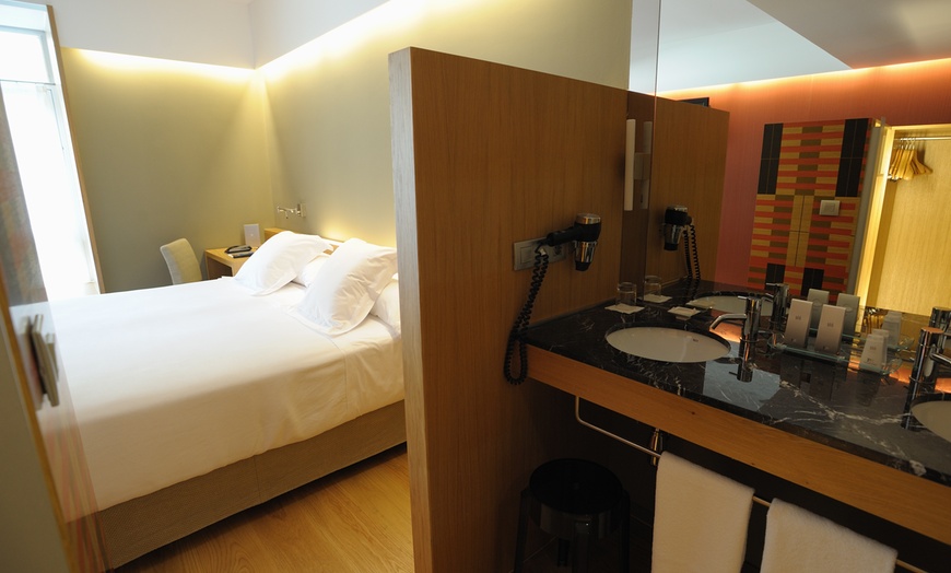 Image 7: Huesca: 1 o 2 noches con vistas a la montaña y desayuno incluido