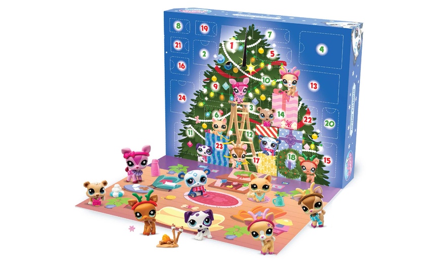 Image 9: 24-Day Christmas Pet Advent Calendar