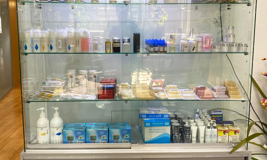 Image 4: Rejuvenate Skin with Carboxy CO₂ Gel and Laser Therapy