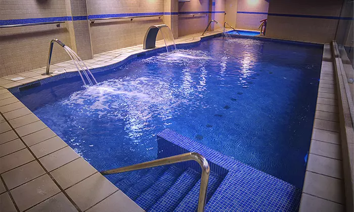 Circuito termal de con masaje relajante individual para 2 o 4 personas