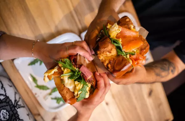 Rührei trifft Brioche: Egg Drop Sandwich nach Wahl, nachhaltig & frisch für 1, 2 od. 4 Personen (bis 52% sparen) - Primary Image