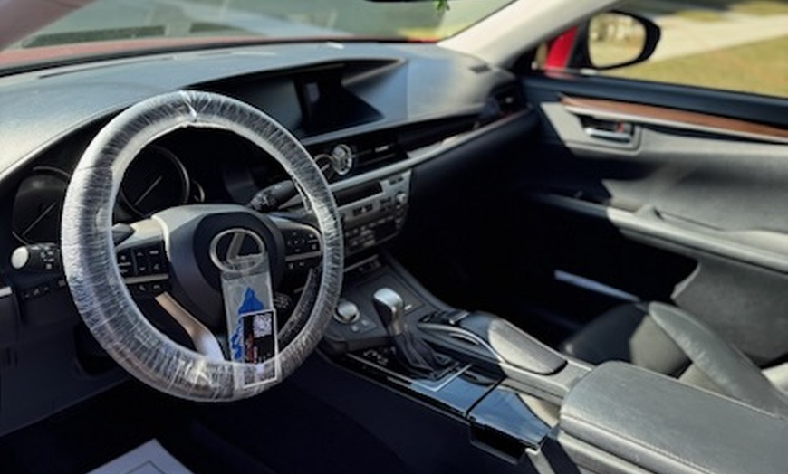Image 3: Basic Interior Detail for Sedan/SUV and Truck