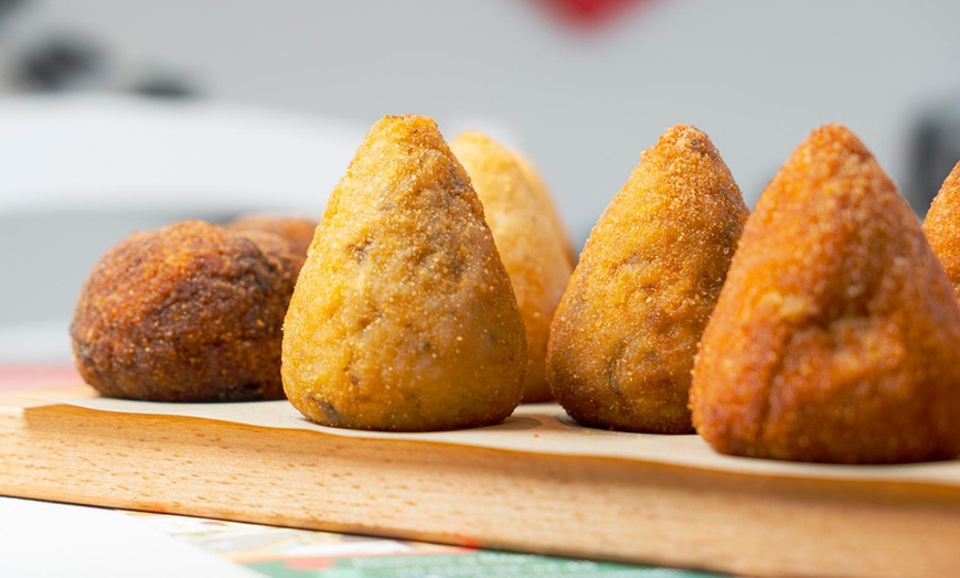 Image 1: Menú italiano para 2 con pizza, arancini, focaccia o rosticceria 