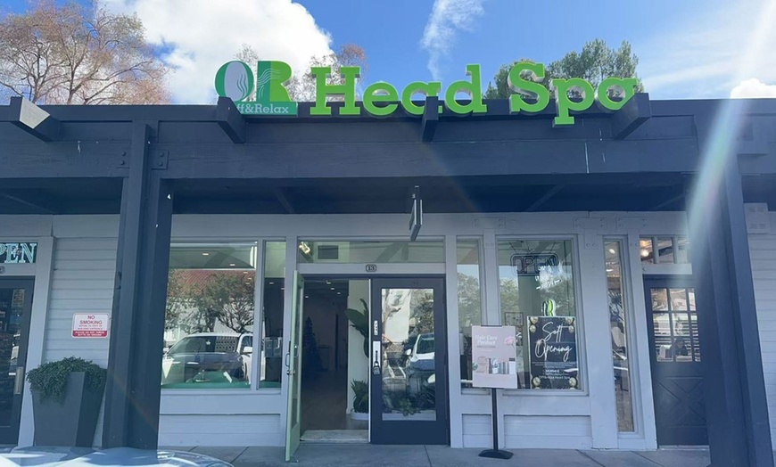 Image 7: Couples & Single Head Spa with Neck/Shoulder Massages, Scalp Analysis