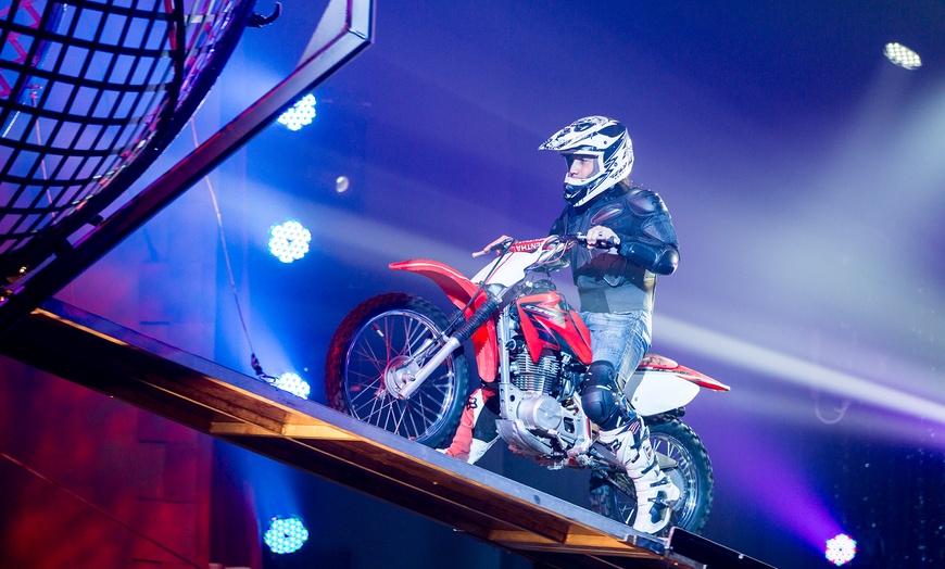 Image 5: Ticket für Sarrasani Trocadero - „Mystique“ von Novemver bis Januar