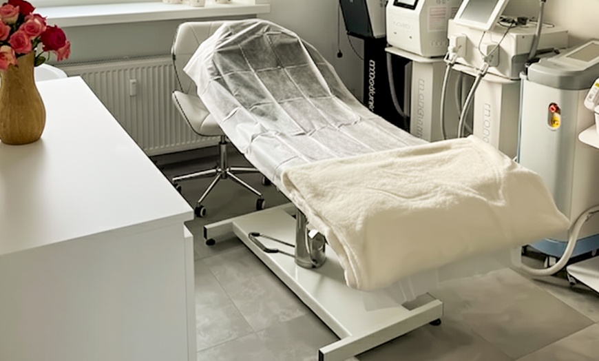 Image 3: Odkryj relaksacyjny Head Spa z masażem głowy i maseczką na twarz